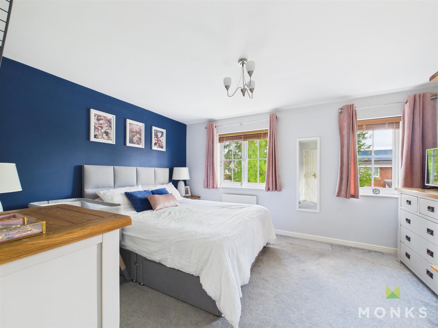 10 Sweeney Drive, Oswestry, SY10 9RH For Sale